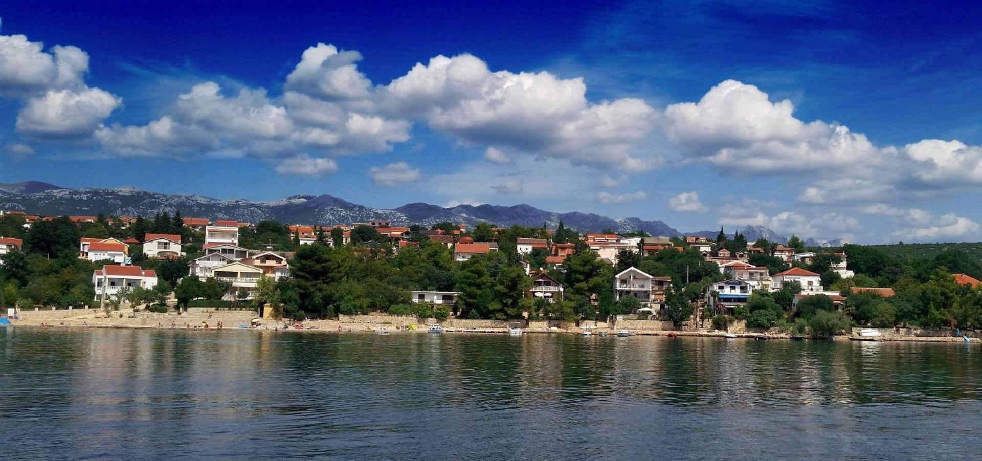 Apartments Dubravko 마슬레니차 외부 사진