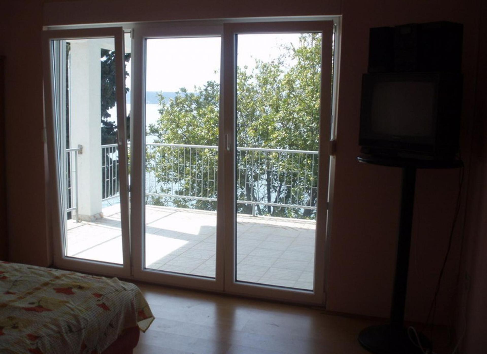 Apartments Dubravko 마슬레니차 외부 사진