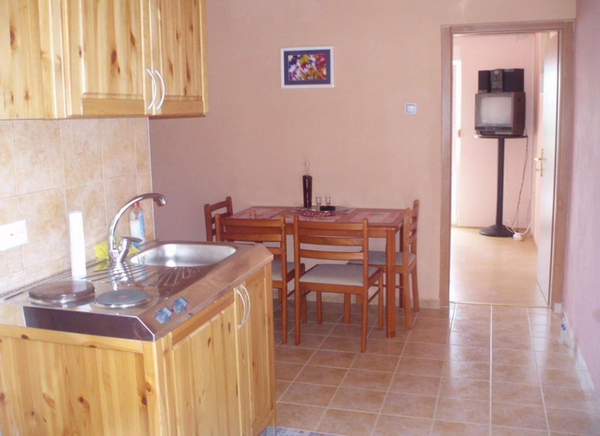 Apartments Dubravko 마슬레니차 외부 사진